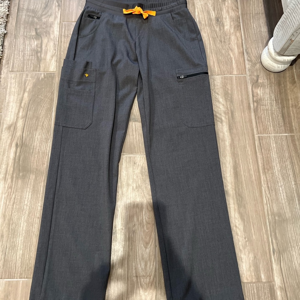 Poppy scrub bottoms
